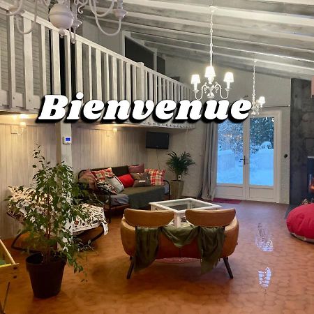 Au Vieux Logis 63 Bed & Breakfast Saint-Remy-sur-Durolle Exterior photo